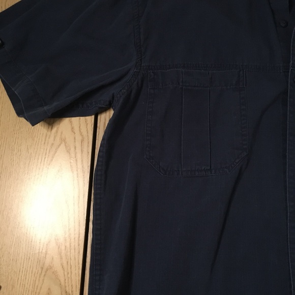 Mens Button Down Short Sleeve Shirt Adjustable Arms Dark Blue Size Medium - Picture 6 of 7